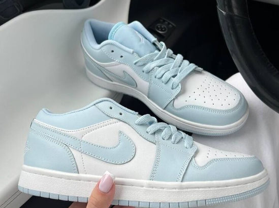 Giay nike air jordan 1 low ice blue